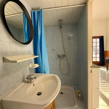 アパート Cosy Avec Mezzanine Et Parking Proche Centre *